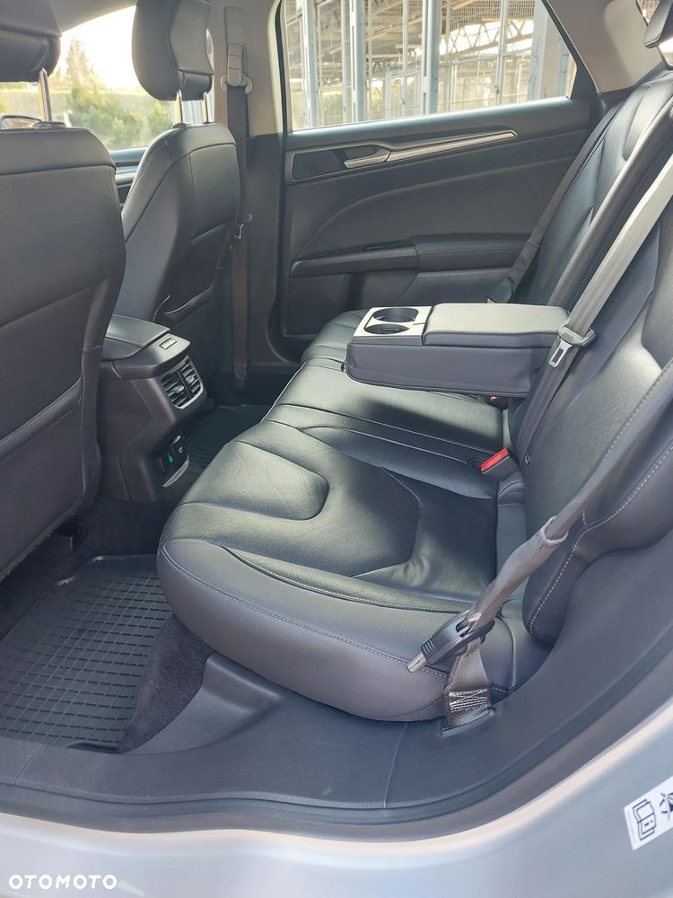 Ford Mondeo 2.0 TDCi Silver X (Amb.) - 28