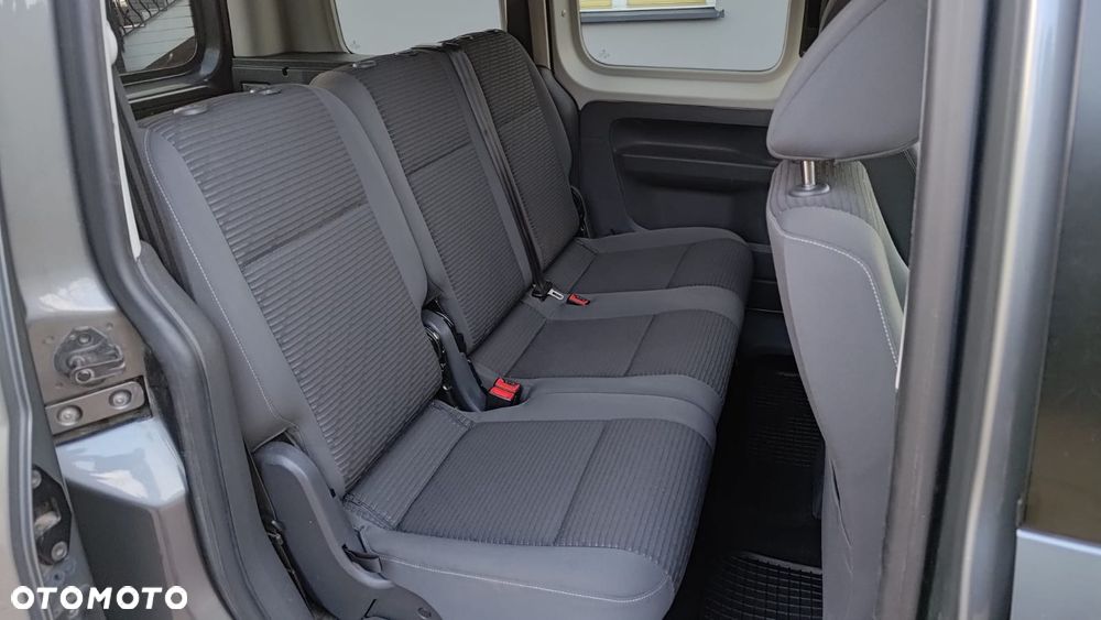 Volkswagen Caddy Comfortline - 6