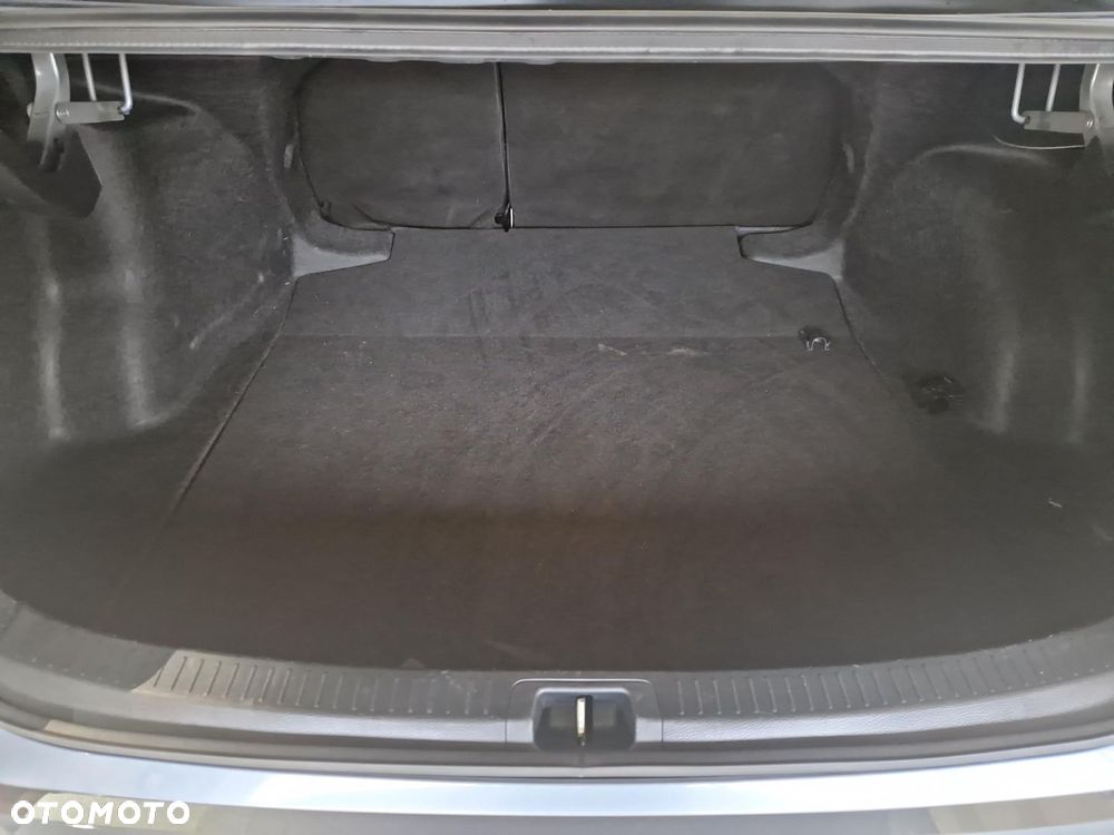 Toyota Corolla 1.8 Hybrid Comfort - 11