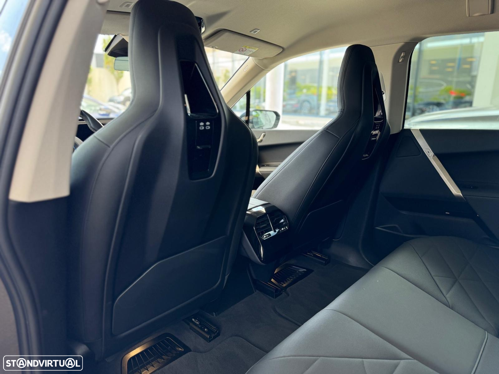 BMW iX xDrive 40 Pack Desportivo - 10
