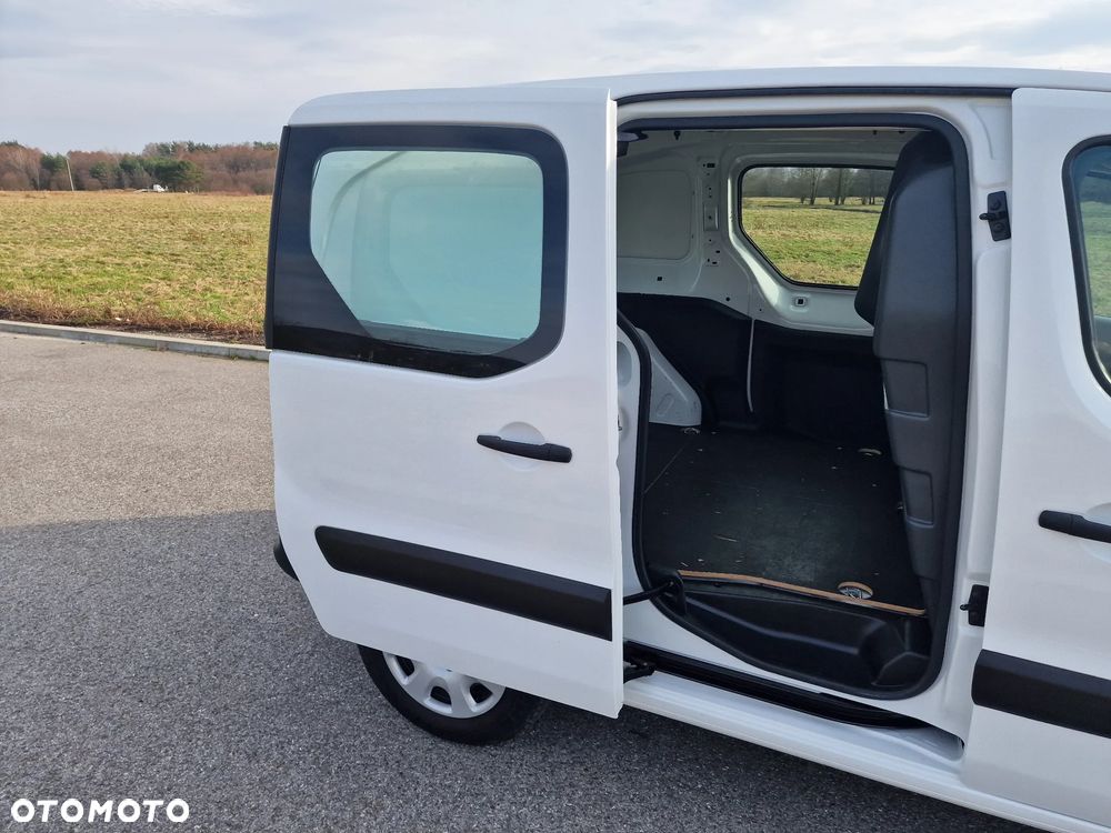Peugeot Partner - 17