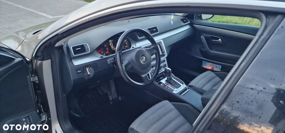 Volkswagen CC - 9
