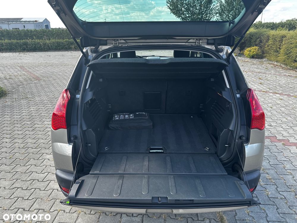 Peugeot 3008 1.6 THP Style - 16