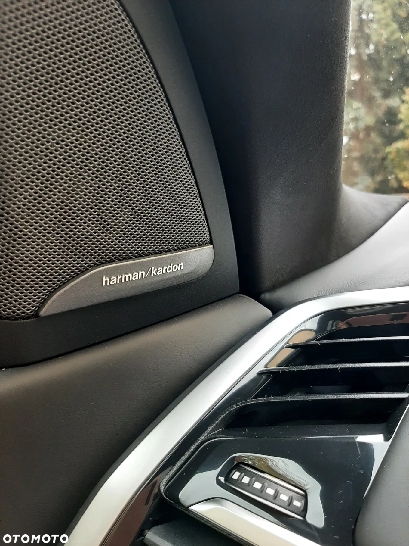 BMW X7 M50i sport - 12