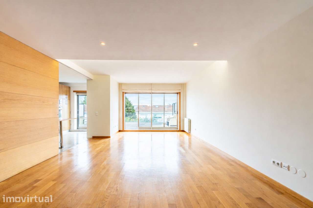 Apartamento T3 com box, terraço  e jardim - Grande imagem: 4/28