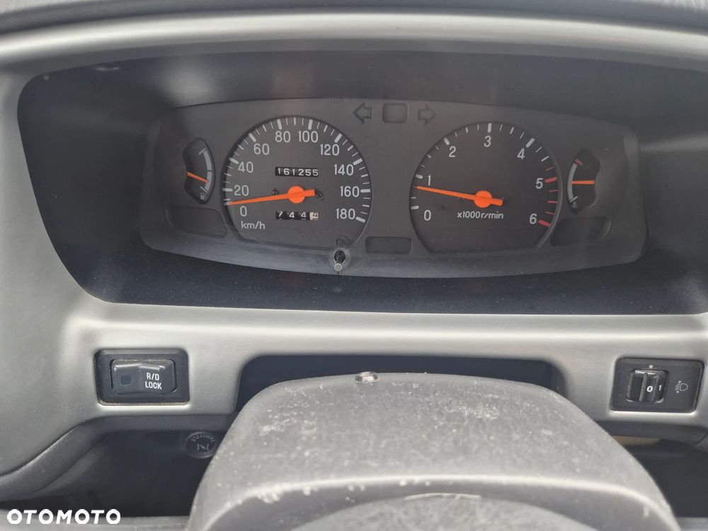 Mitsubishi L200 2.5 TDI GLS 4WD DoubleCab - 9