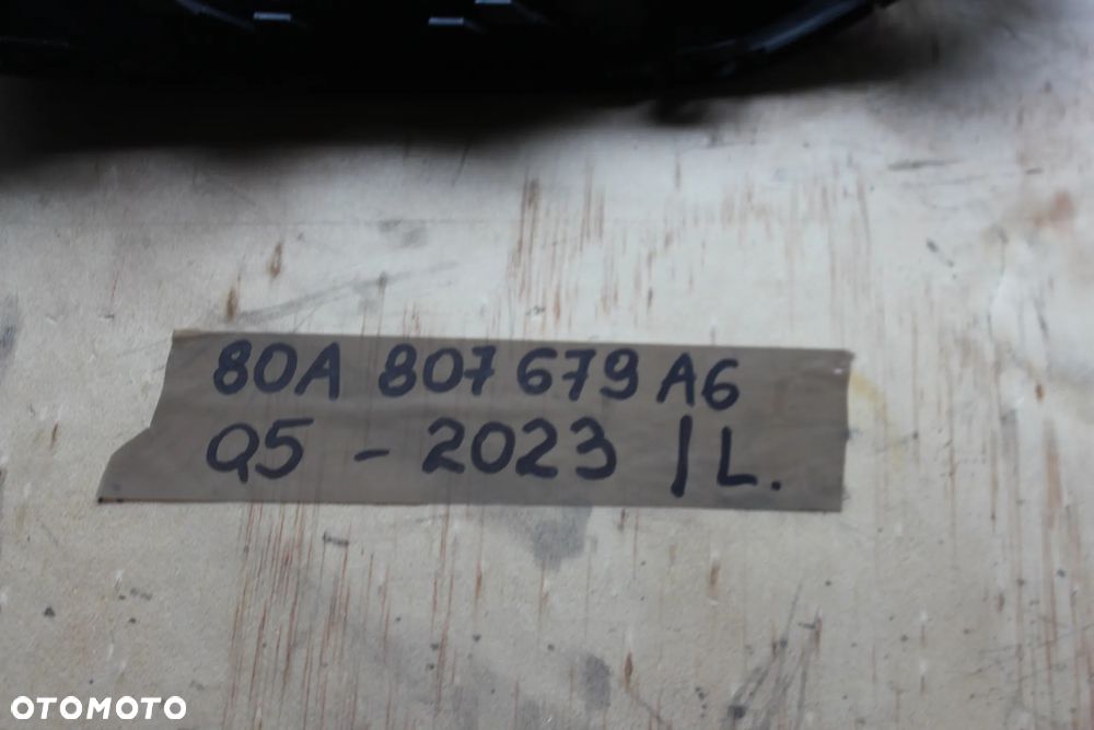 KRATKA ZDERZAKA LEWA AUDI Q5 80A LIFT S LINE 80A807679AG 2023 - 14