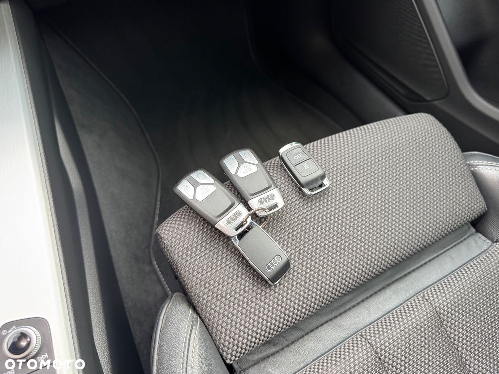 Audi A4 Avant 40 TDI Quattro S Line S tronic - 39
