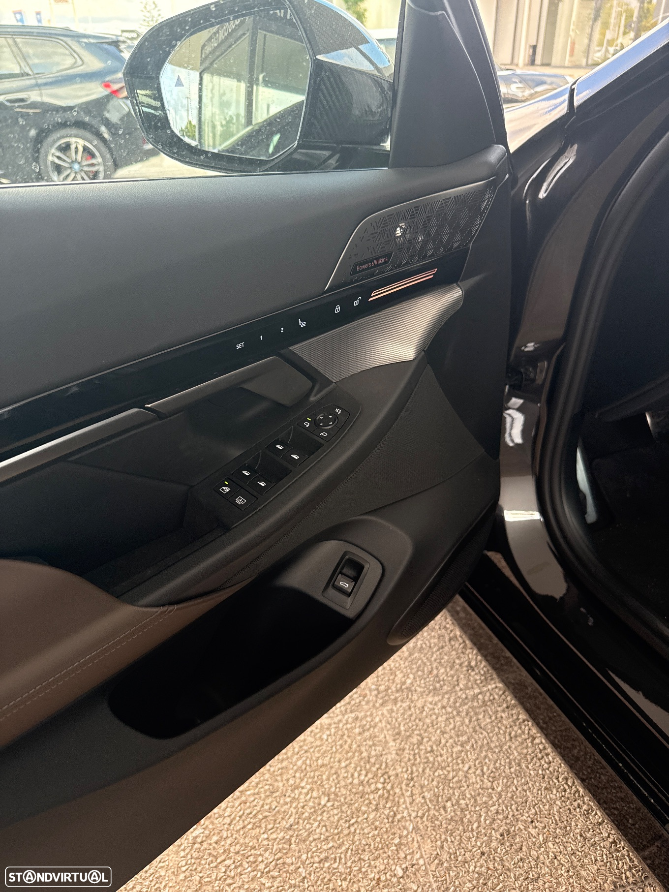 BMW 520 d Pack Desportivo M - 9