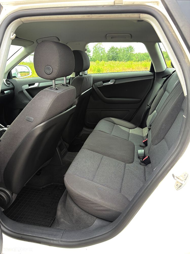 Audi A3 Sportback 1.6 TDI DPF Attraction - 16