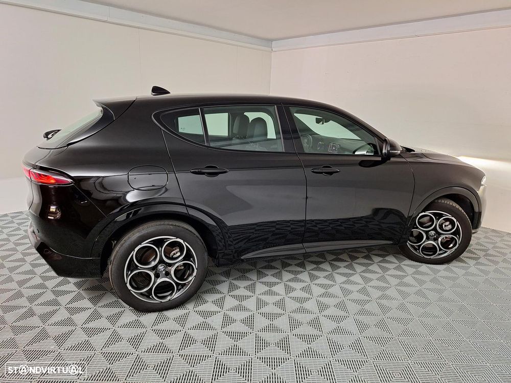 Alfa Romeo Tonale 1.5 Hybrid Sprint - 4