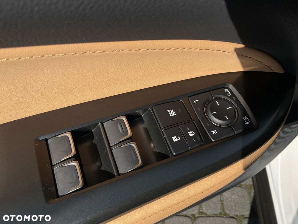 Lexus NX 350h Prestige AWD - 18
