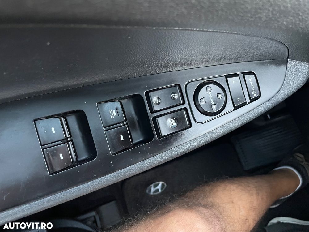 Hyundai Tucson - 33
