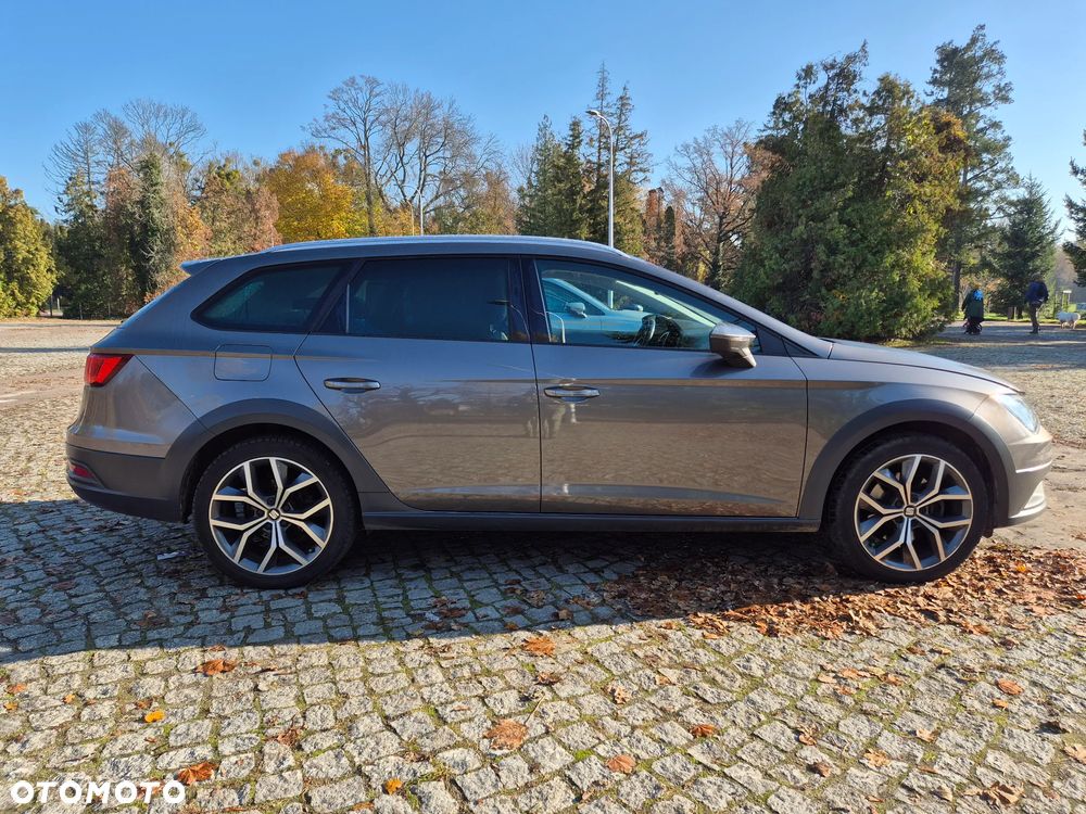 Seat Leon 2.0 TDI DPF Start&Stop DSG XCELLENCE - 7