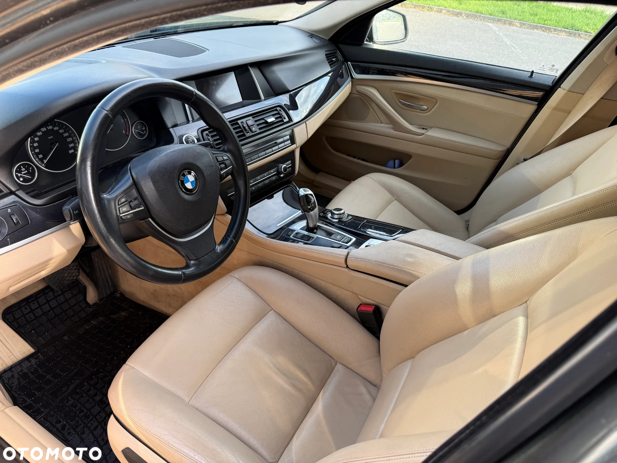 BMW Seria 5 518d - 14