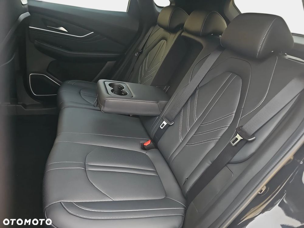 Forthing T5 EVO T-Five 1.5T HEV e-CVT - 13