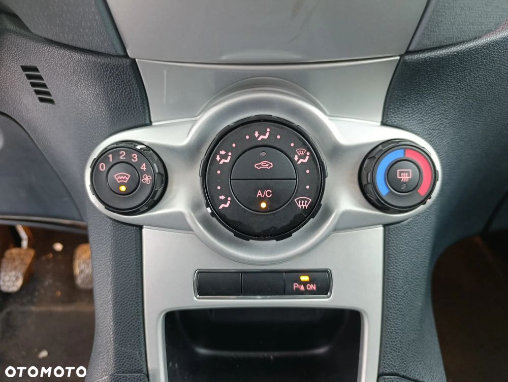 Ford Fiesta 1.25 Titanium - 6