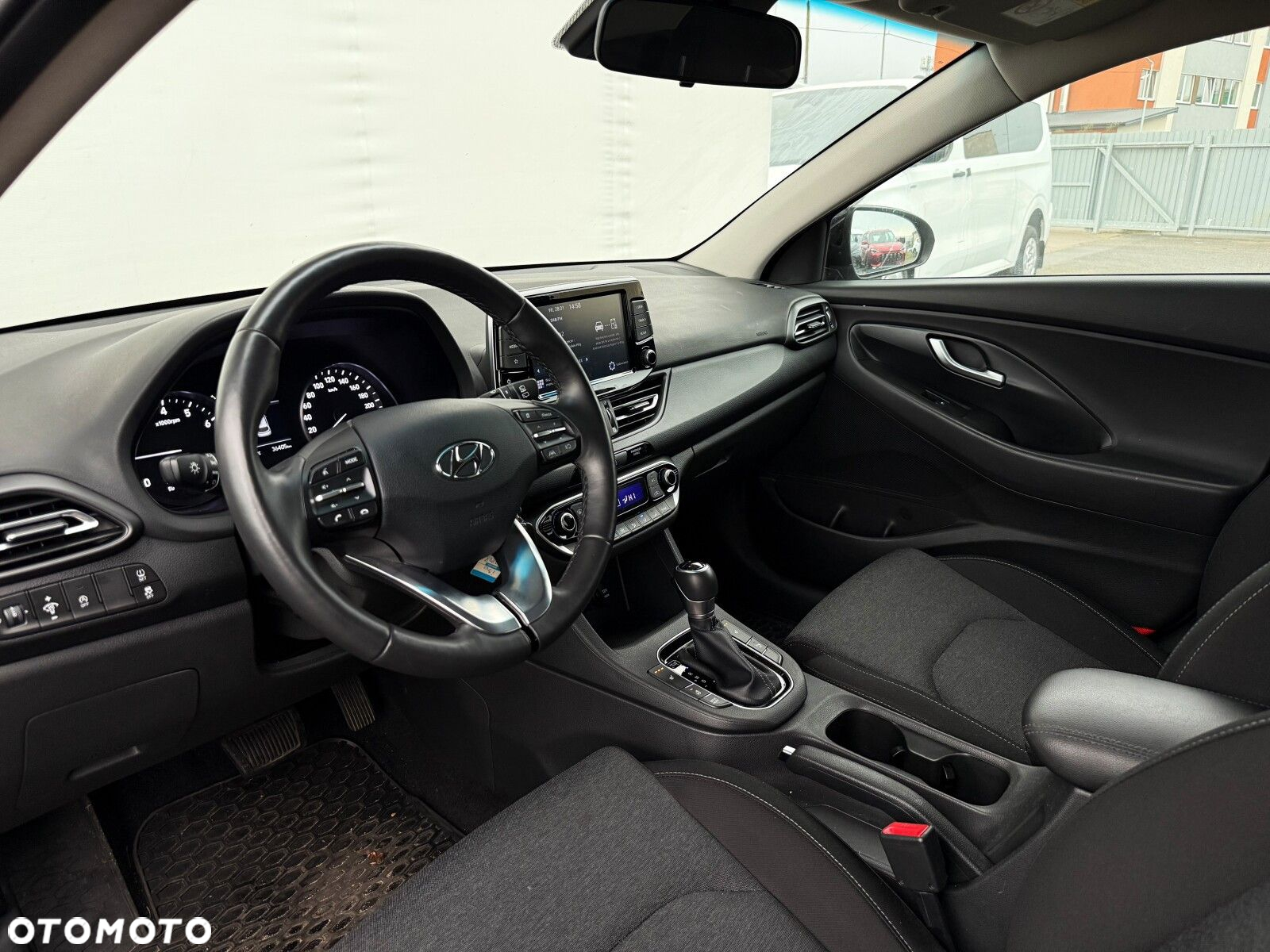 Hyundai i30 1.0 T-GDI Smart DCT - 11