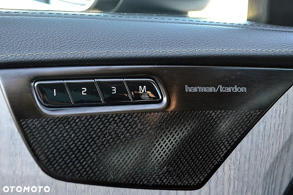 Volvo XC 90 B5 D AWD Ultimate Bright 7os - 27