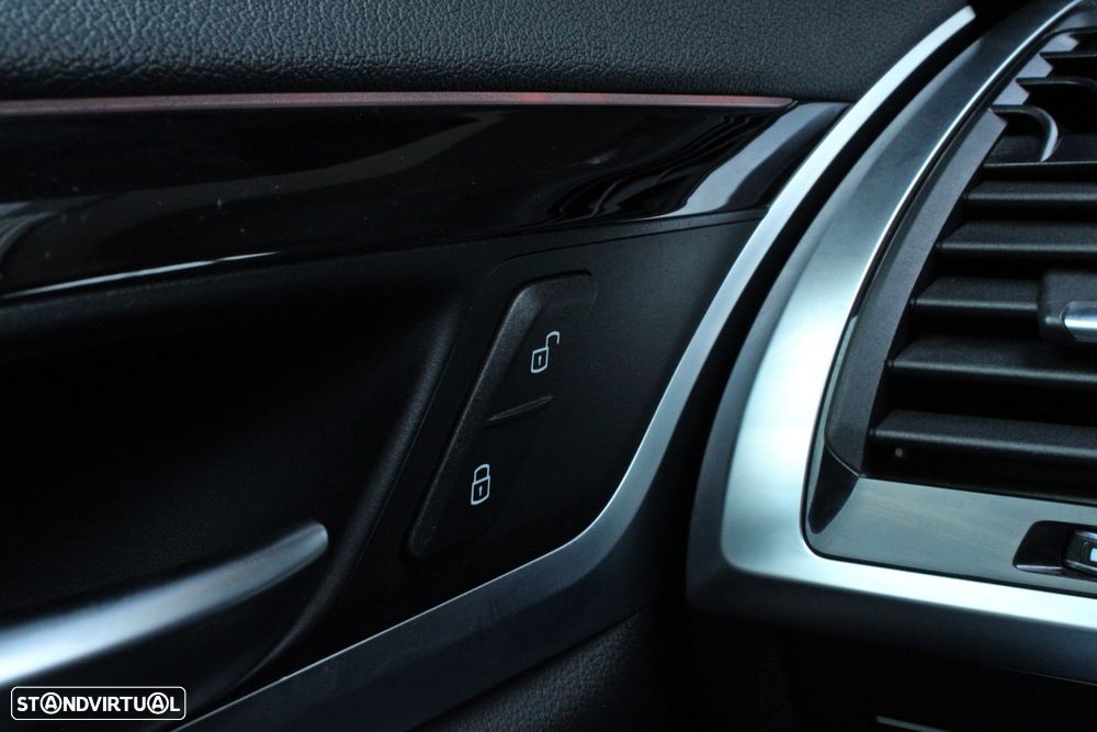 BMW X3 20 d xDrive - 20