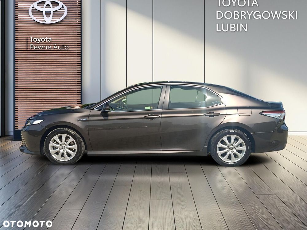 Toyota Camry 2.5 Hybrid Comfort CVT - 2