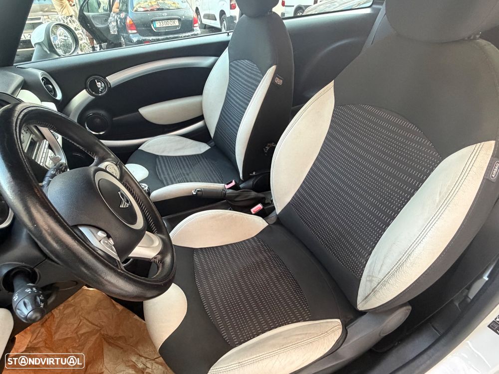 MINI 3 Portas - 16