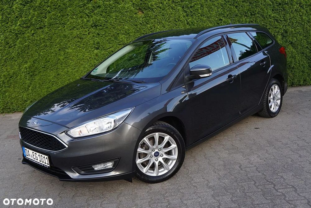 Ford Focus - 1