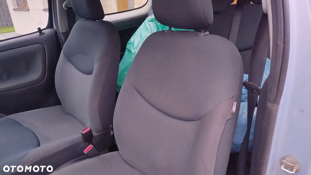 Toyota Yaris 1.0 Edition - 13