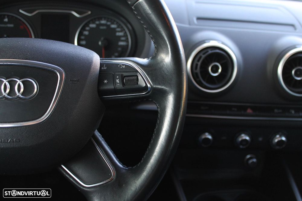Audi A3 Limousine 1.6 TDI Sport - 13