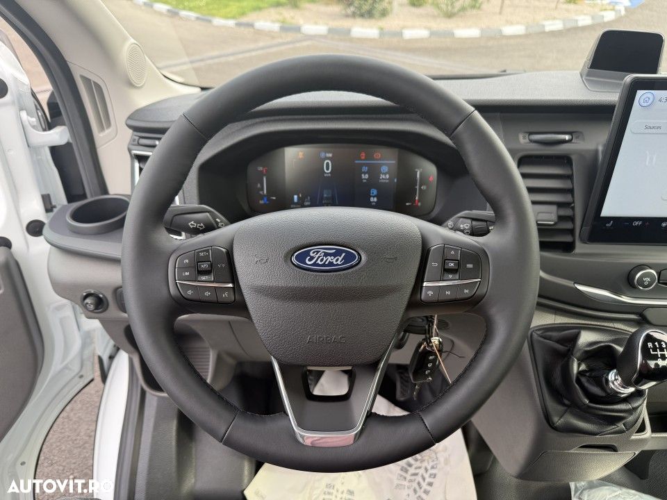 Ford Transit - 12