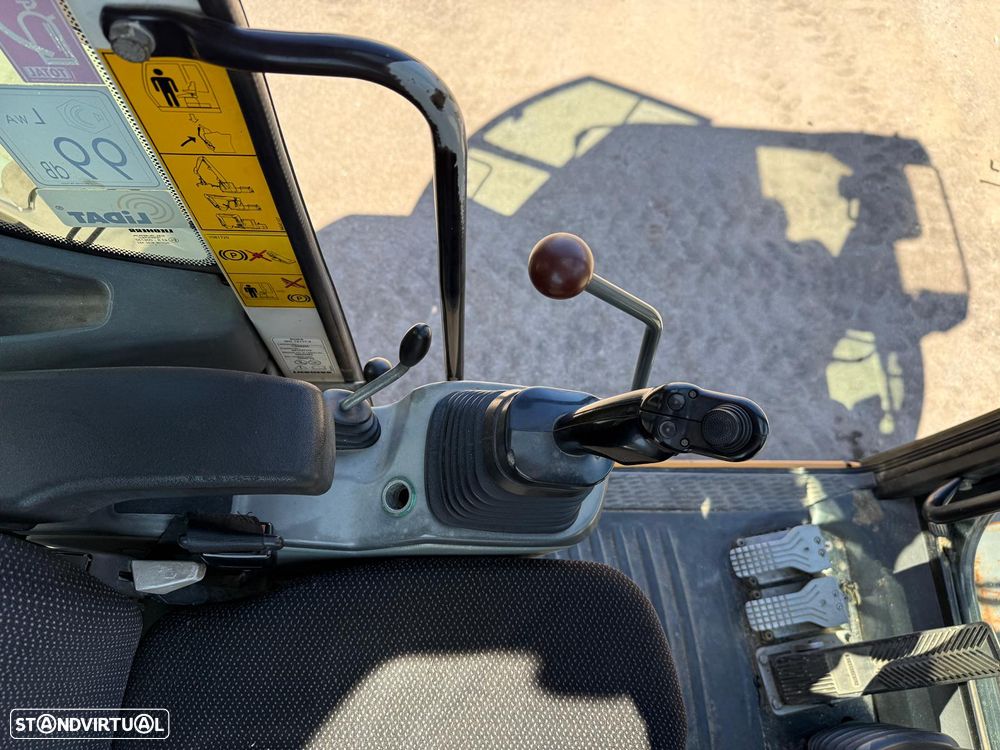 Liebherr A912 - Compact - 6