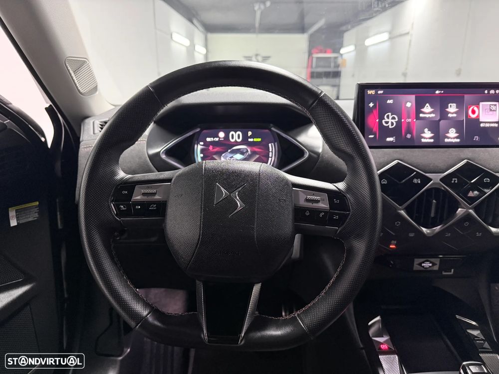 DS DS3 E-Tense Performance Line + - 16