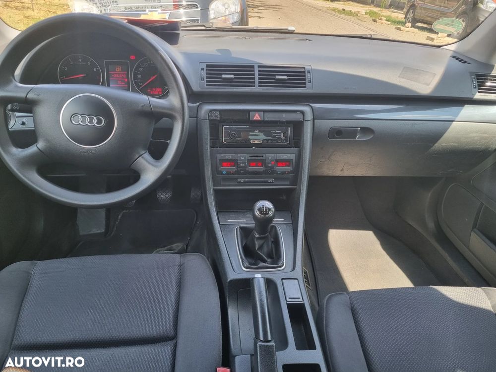 Audi A4 Limuzina - 14