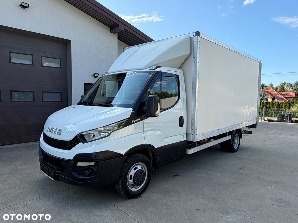 Iveco Daily 35C13 Kontener 8 Palet z windą Kontener meblowy - 1