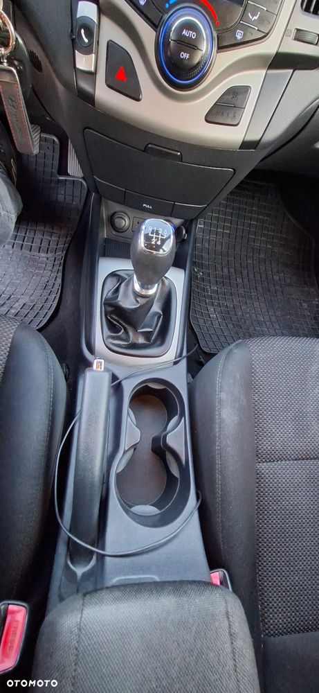 Hyundai i30 1.4 Classic + - 11