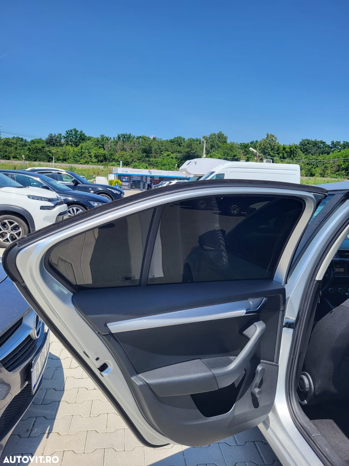 Skoda Octavia 1.6 TDI DSG Ambition - 10