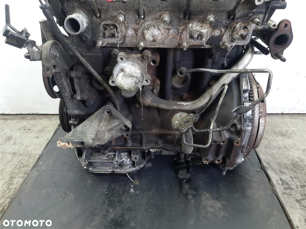 Silnik słupek diesel Nissan Almera  N16 2.2DCI 110KM 2000-2006 KOD : YD22 - 9