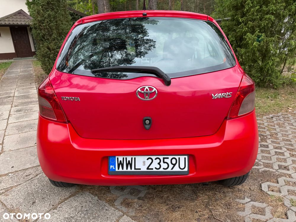 Toyota Yaris 1.0 Luna A/C - 6