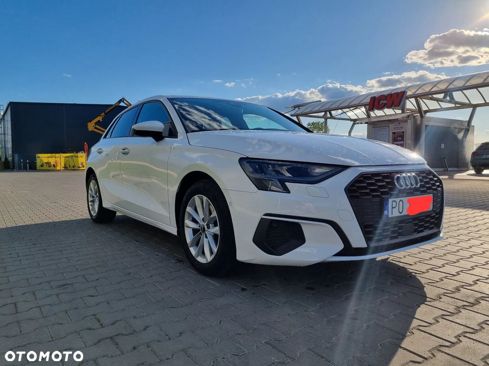 Audi A3 Sportback 35 TFSI S tronic - 3