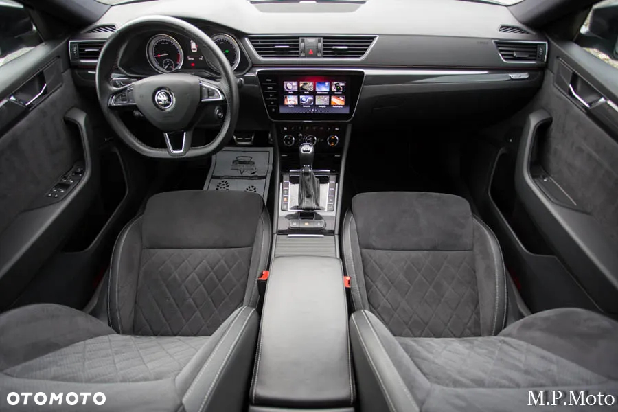 Skoda Superb 2.0 TDI 4x4 DSG Sportline - 11