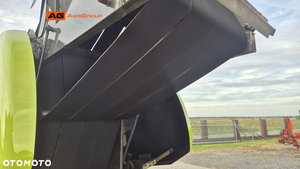 Claas VARIANT 380 RF - 15