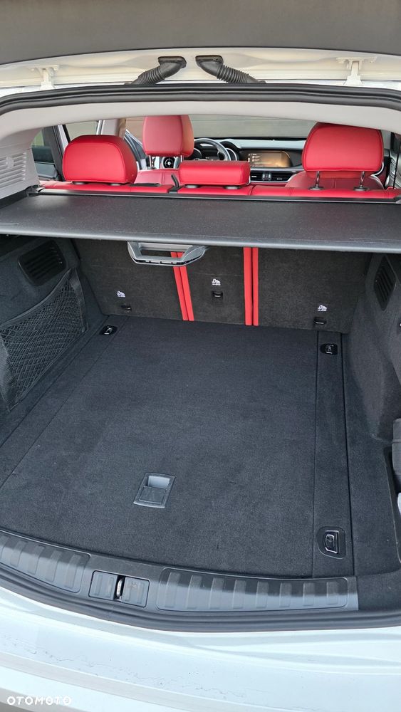 Alfa Romeo Stelvio 2.0 Turbo 16V AT8-Q4 Ti - 15