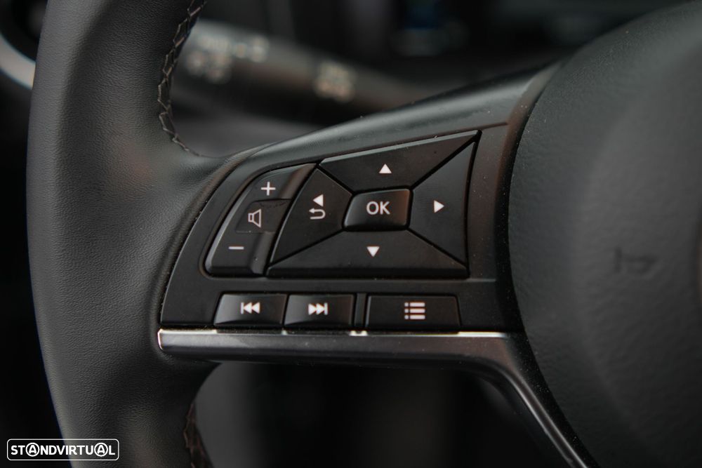 Nissan Juke 1.6 Hybrid N-Connecta - 12