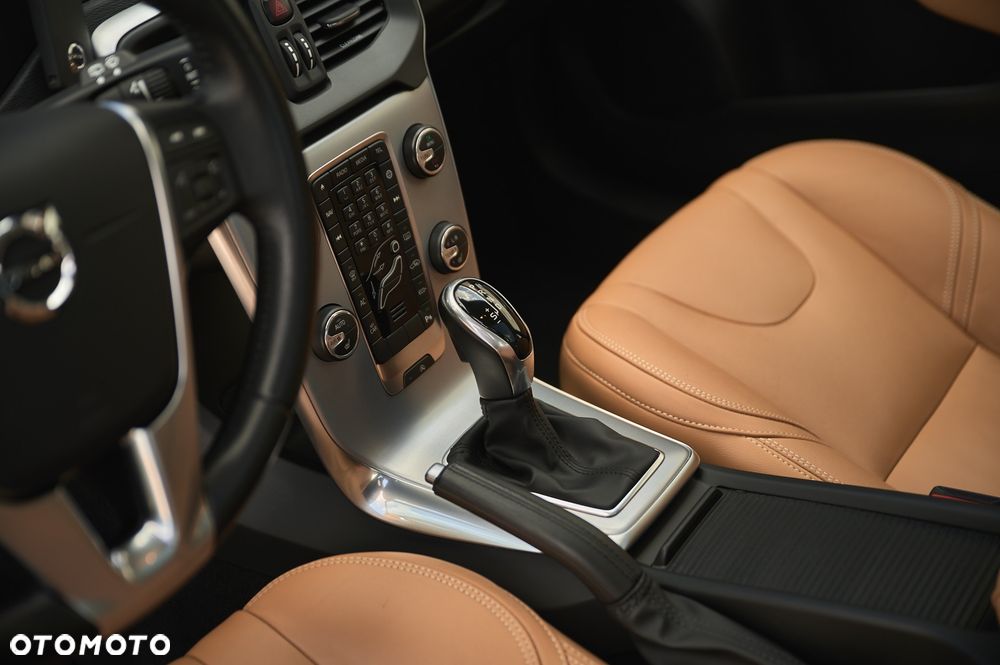 Volvo V40 D2 Geartronic Inscription - 30