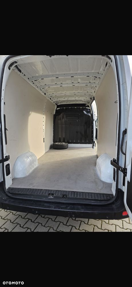 Volkswagen Transporter L2H2 - 6
