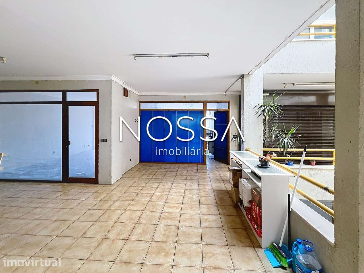 Espaço Comercial na Cova da Piedade - Grande imagem: 2/27