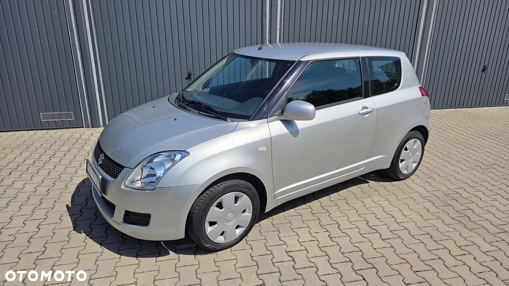 Suzuki Swift 1.3 Sakura - 3