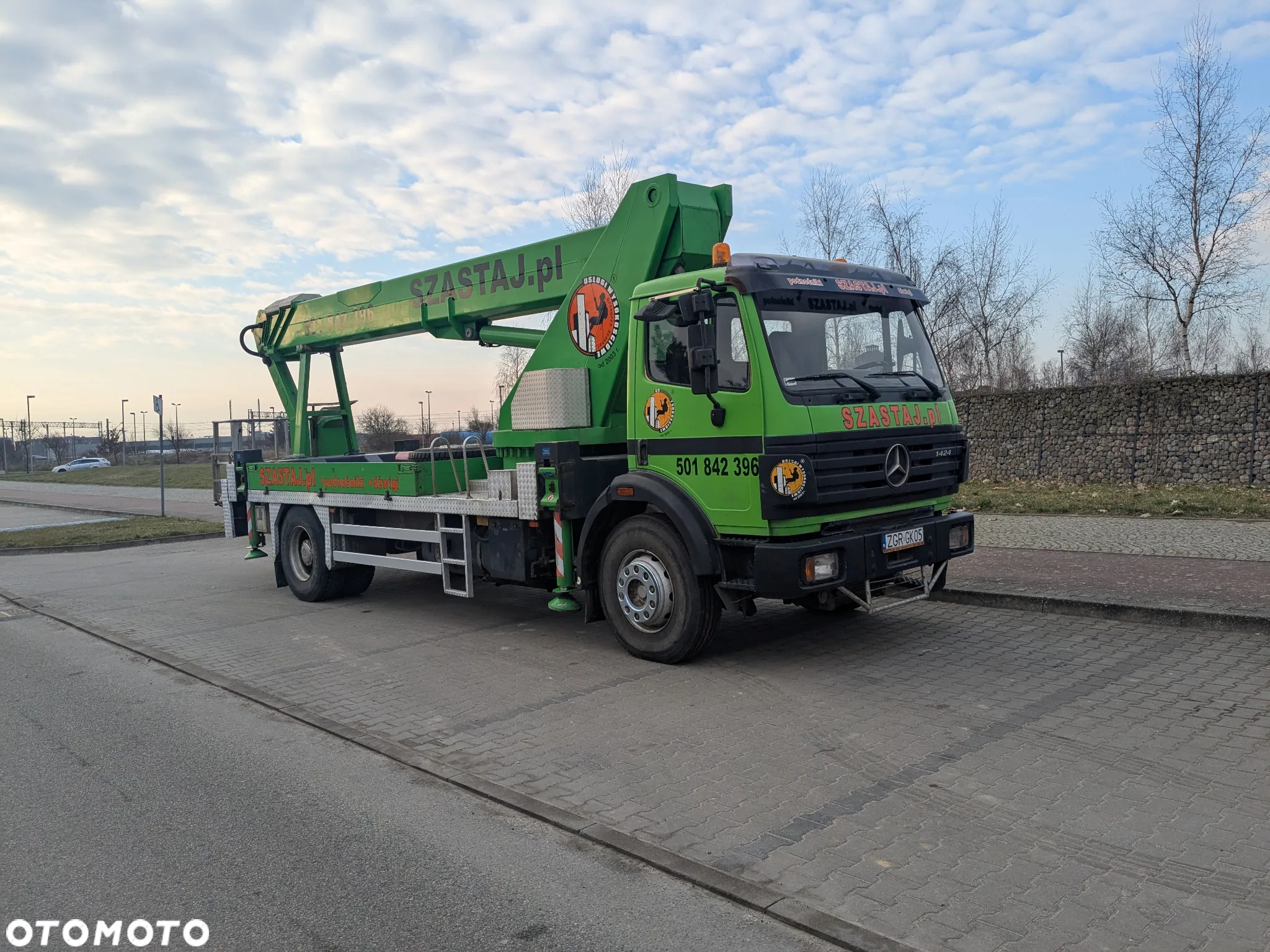 Mercedes-Benz Podnośnik Koszowy Wumag WT350 35 Metrów 29 w bok Pilot - 13