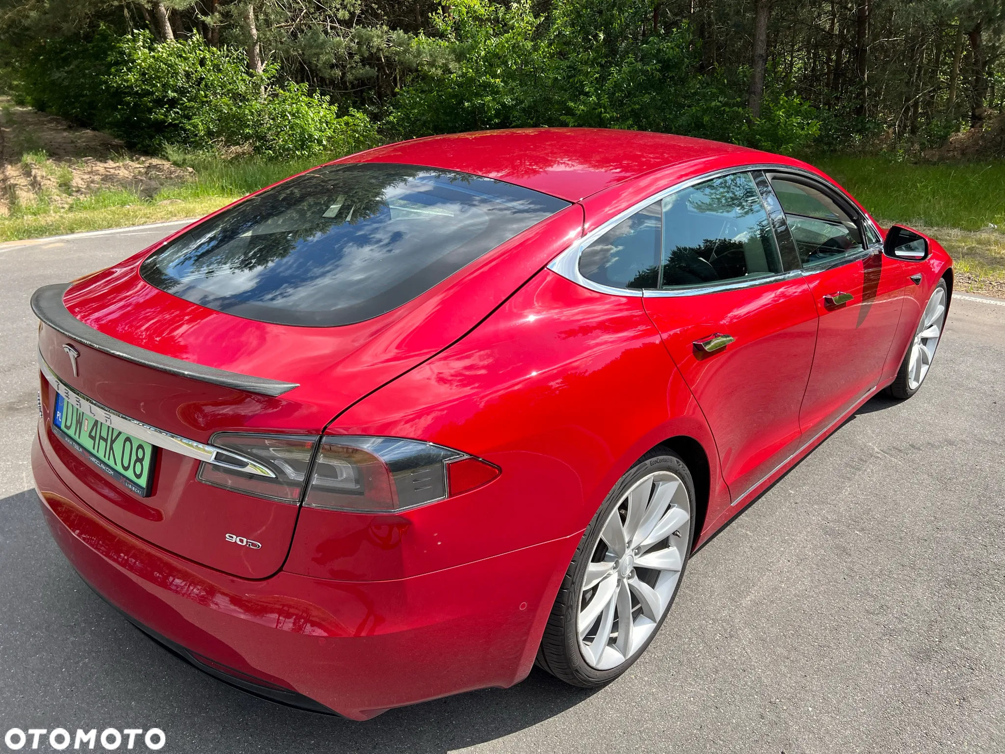 Tesla Model S - 15