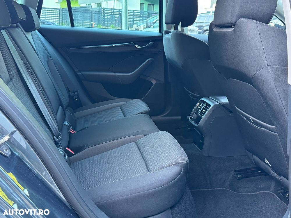 Skoda Octavia 2.0 TDI DSG Style - 9